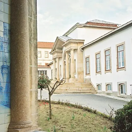 Inatel Entre-os-rios Hotel Portela (Porto)