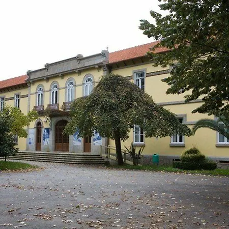 Inatel Entre-os-rios Hotel Portela (Porto)