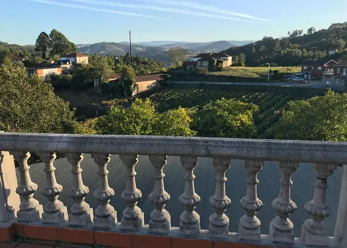 Inatel Entre-os-rios 3* Portela (Porto)