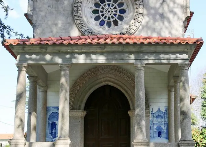 Inatel Entre-os-rios 3* Portela (Porto)